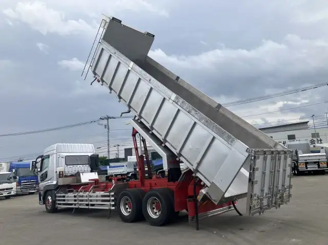 平成27年07月中古大型ダンプ三菱ふそうスーパーグレートの画像12