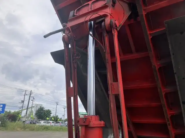 平成27年07月中古大型ダンプ三菱ふそうスーパーグレートの画像18