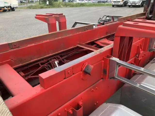 平成27年07月中古大型ダンプ三菱ふそうスーパーグレートの画像21