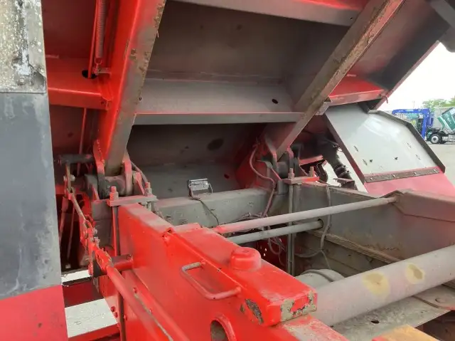 平成27年07月中古大型ダンプ三菱ふそうスーパーグレートの画像25