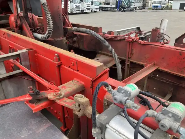 平成27年07月中古大型ダンプ三菱ふそうスーパーグレートの画像27