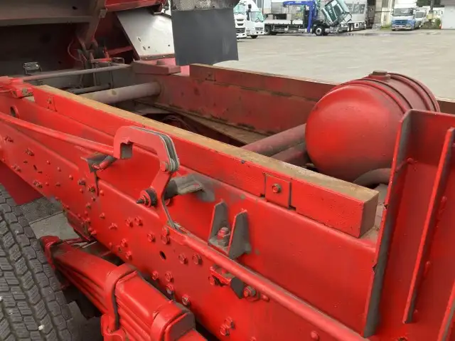 平成27年07月中古大型ダンプ三菱ふそうスーパーグレートの画像29