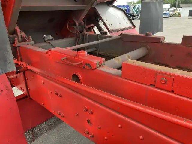 平成27年07月中古大型ダンプ三菱ふそうスーパーグレートの画像30