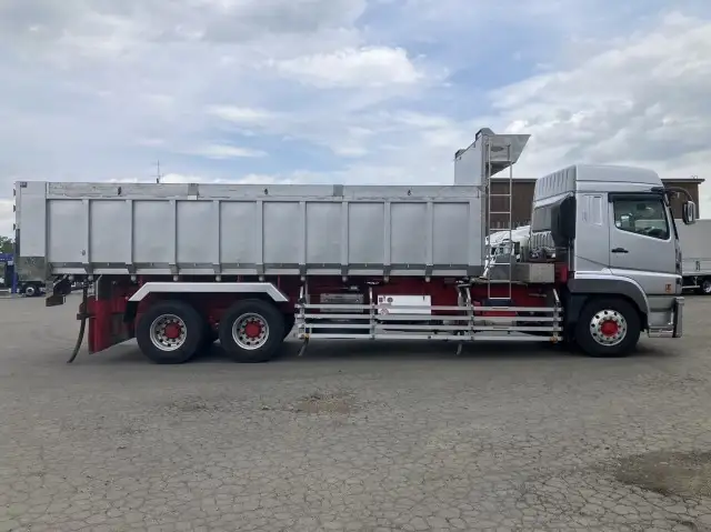 平成27年07月中古大型ダンプ三菱ふそうスーパーグレートの画像4