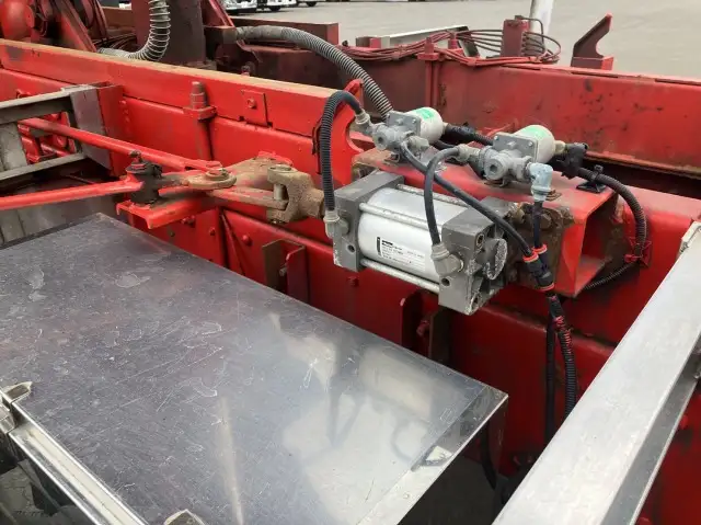 平成27年07月中古大型ダンプ三菱ふそうスーパーグレートの画像36