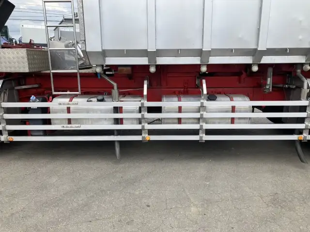 平成27年07月中古大型ダンプ三菱ふそうスーパーグレートの画像39