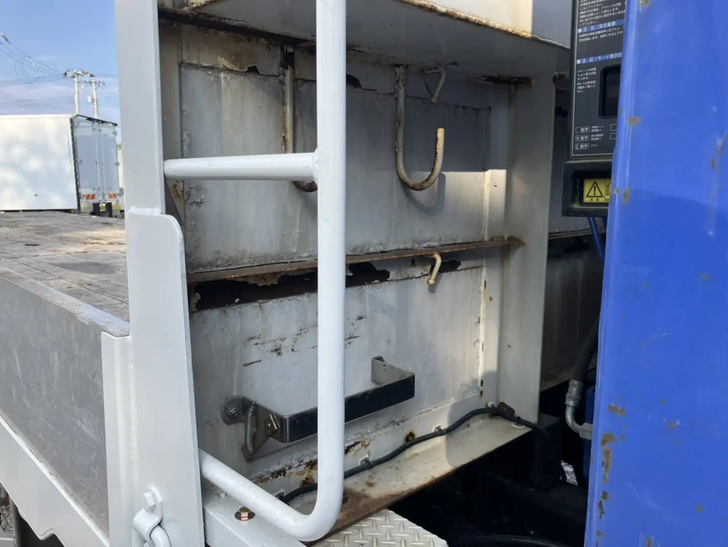 平成29年02月中古大型クレーン付三菱ふそうスーパーグレートの画像12