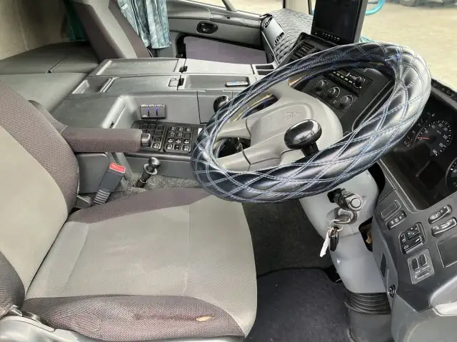 平成26年06月中古大型クレーン付三菱ふそうスーパーグレートの画像45