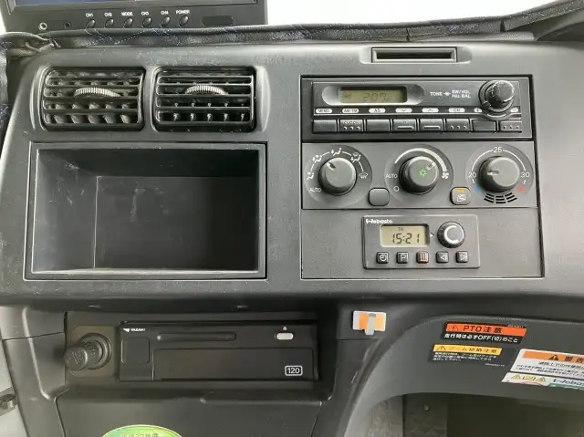 平成26年06月中古大型クレーン付三菱ふそうスーパーグレートの画像51