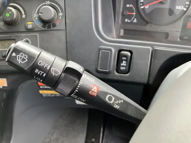 平成26年06月中古大型クレーン付三菱ふそうスーパーグレートの画像55