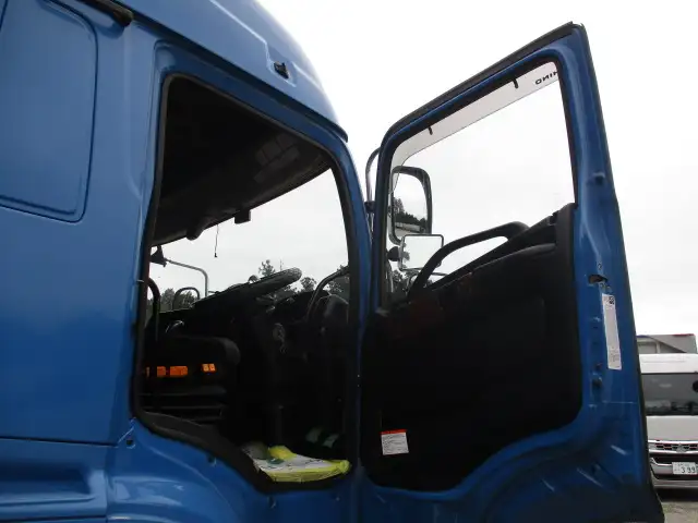 車検付(R7.4)平成28年 日野 2デフトラクタ 480馬力 AT 第五輪:17,700㎏の画像28