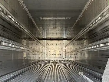 【愛知県豊橋市保管】継続車検取得中！　平成29年　トレクス　40ft2軸冷凍コンテナシャシSET　エアサス（リフトアクスル後軸）　積載：23,500㎏　第五輪荷重：9,030㎏以上　の画像11