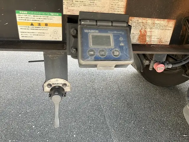 【愛知県豊橋市保管】継続車検取得中！　平成29年　トレクス　40ft2軸冷凍コンテナシャシSET　エアサス（リフトアクスル後軸）　積載：23,500㎏　第五輪荷重：9,030㎏以上　の画像16