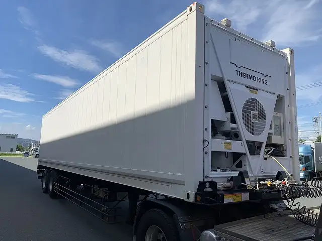 【愛知県豊橋市保管】継続車検取得中！　平成29年　トレクス　40ft2軸冷凍コンテナシャシSET　エアサス（リフトアクスル後軸）　積載：23,500㎏　第五輪荷重：9,030㎏以上　の画像3