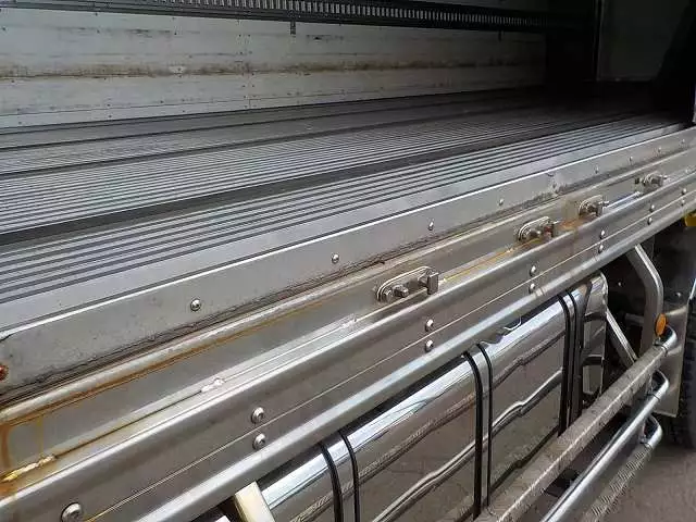 平成24年04月中古大型冷凍バン・ウィング日産UDUDトラックスの画像16