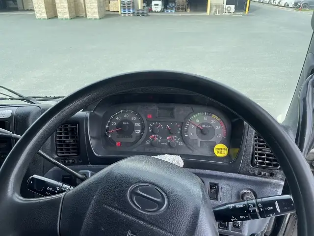 平成17年11月中古大型トラクタヘッド日野プロフィアの画像16