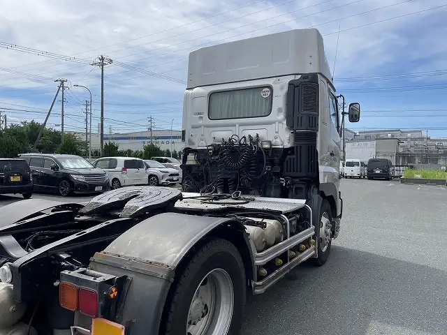 平成17年11月中古大型トラクタヘッド日野プロフィアの画像9