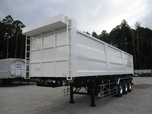 令和06年06月中古その他ダンプトレーラー・重機運搬トレーラートレクストレクスの画像1