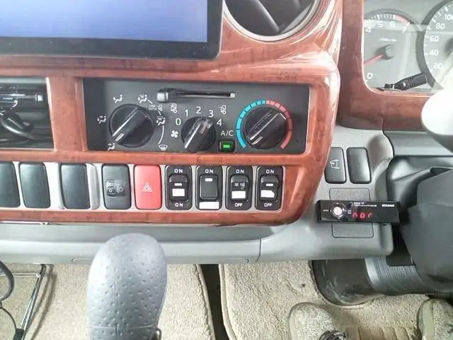 平成30年04月中古小型ミキサー車・高所作業車・その他特装車トヨタその他の画像13