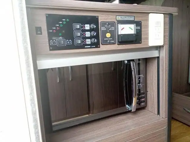 平成30年04月中古小型ミキサー車・高所作業車・その他特装車トヨタその他の画像22