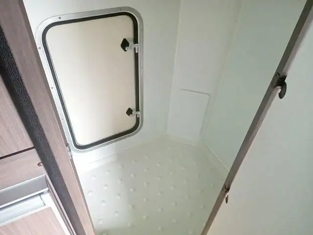 平成30年04月中古小型ミキサー車・高所作業車・その他特装車トヨタその他の画像29