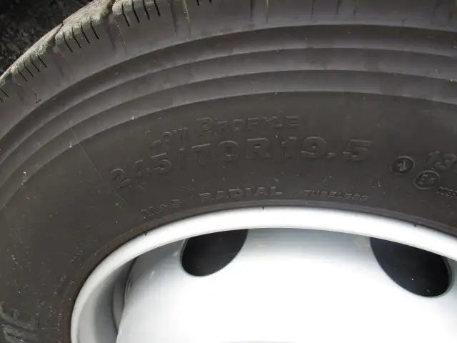 令和06年08月中古大型アルミバン・ウィング日野プロフィアの画像11