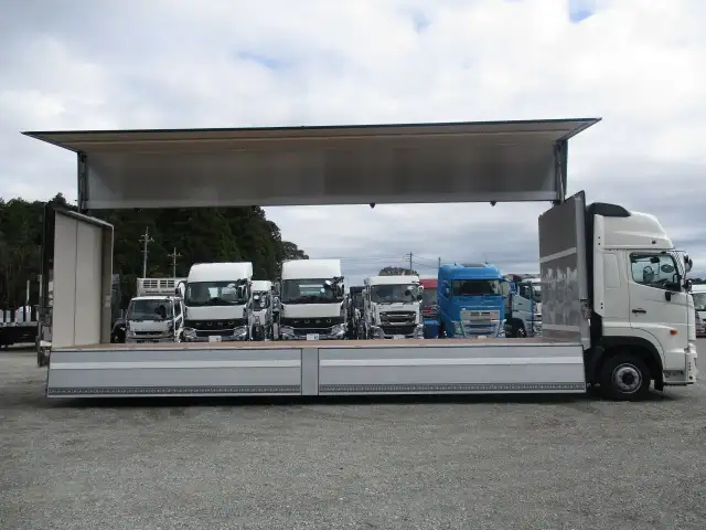 令和06年08月中古大型アルミバン・ウィング日野プロフィアの画像30
