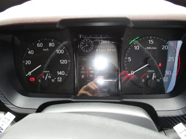 令和06年08月中古大型アルミバン・ウィング日野プロフィアの画像50