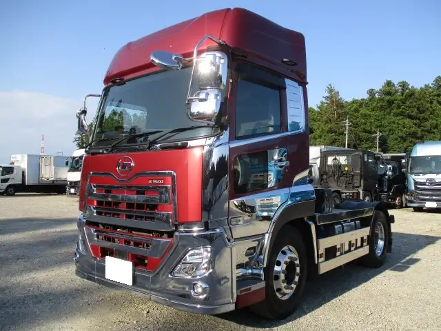 令和03年05月中古大型トラクタヘッド日産UDクオンの画像1