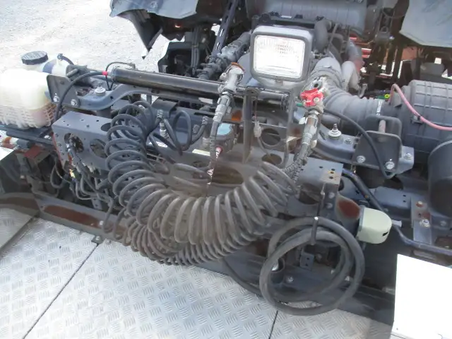 令和03年05月中古大型トラクタヘッド日産UDクオンの画像27