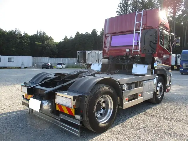 令和03年05月中古大型トラクタヘッド日産UDクオンの画像5