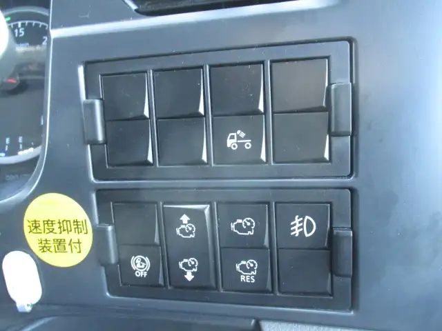 令和03年05月中古大型トラクタヘッド日産UDクオンの画像41