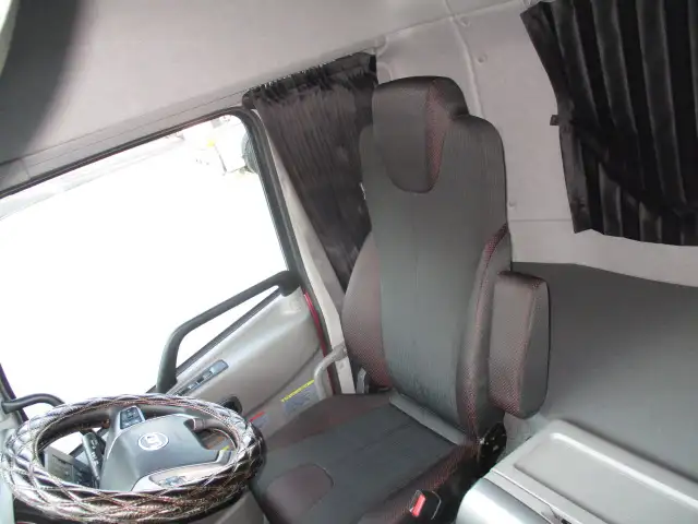 令和03年05月中古大型トラクタヘッド日産UDクオンの画像48