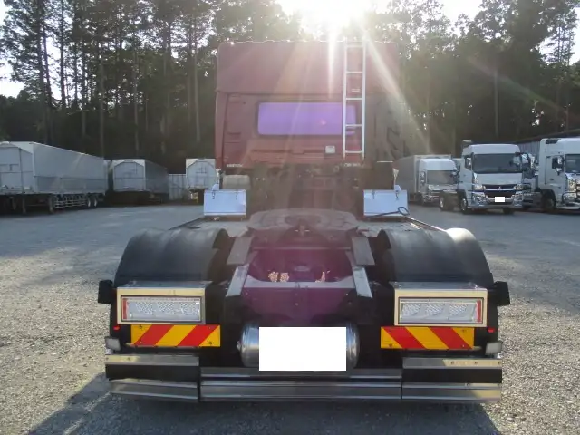 令和03年05月中古大型トラクタヘッド日産UDクオンの画像6