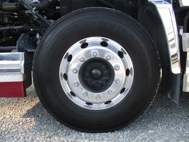 令和03年05月中古大型トラクタヘッド日産UDクオンの画像9