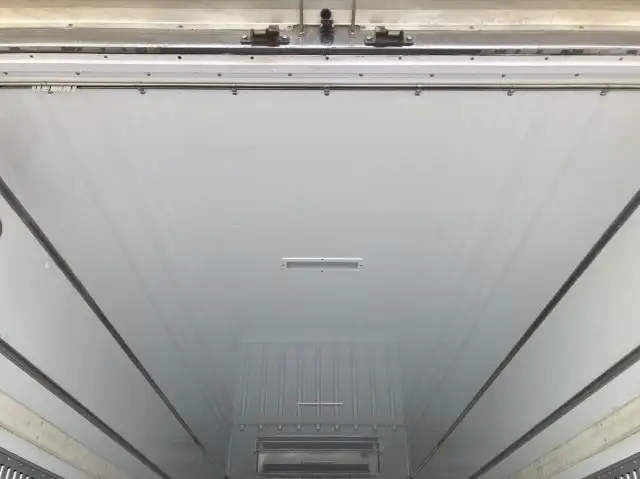 令和03年07月中古中型冷凍バン・ウィングいすゞフォワードの画像19