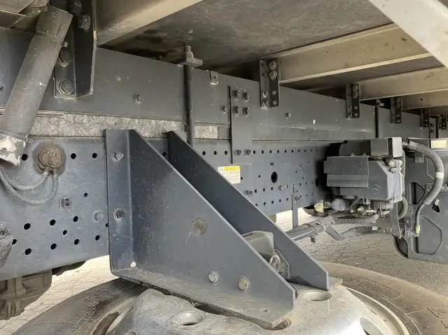 令和03年07月中古中型冷凍バン・ウィングいすゞフォワードの画像22