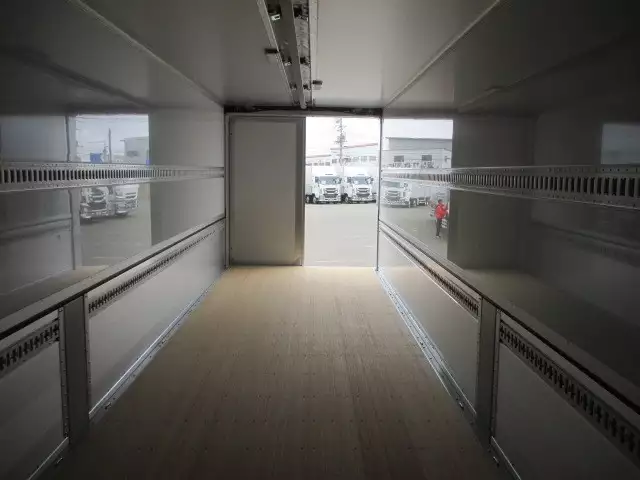 平成30年03月中古大型三菱ふそうスーパーグレートの画像18