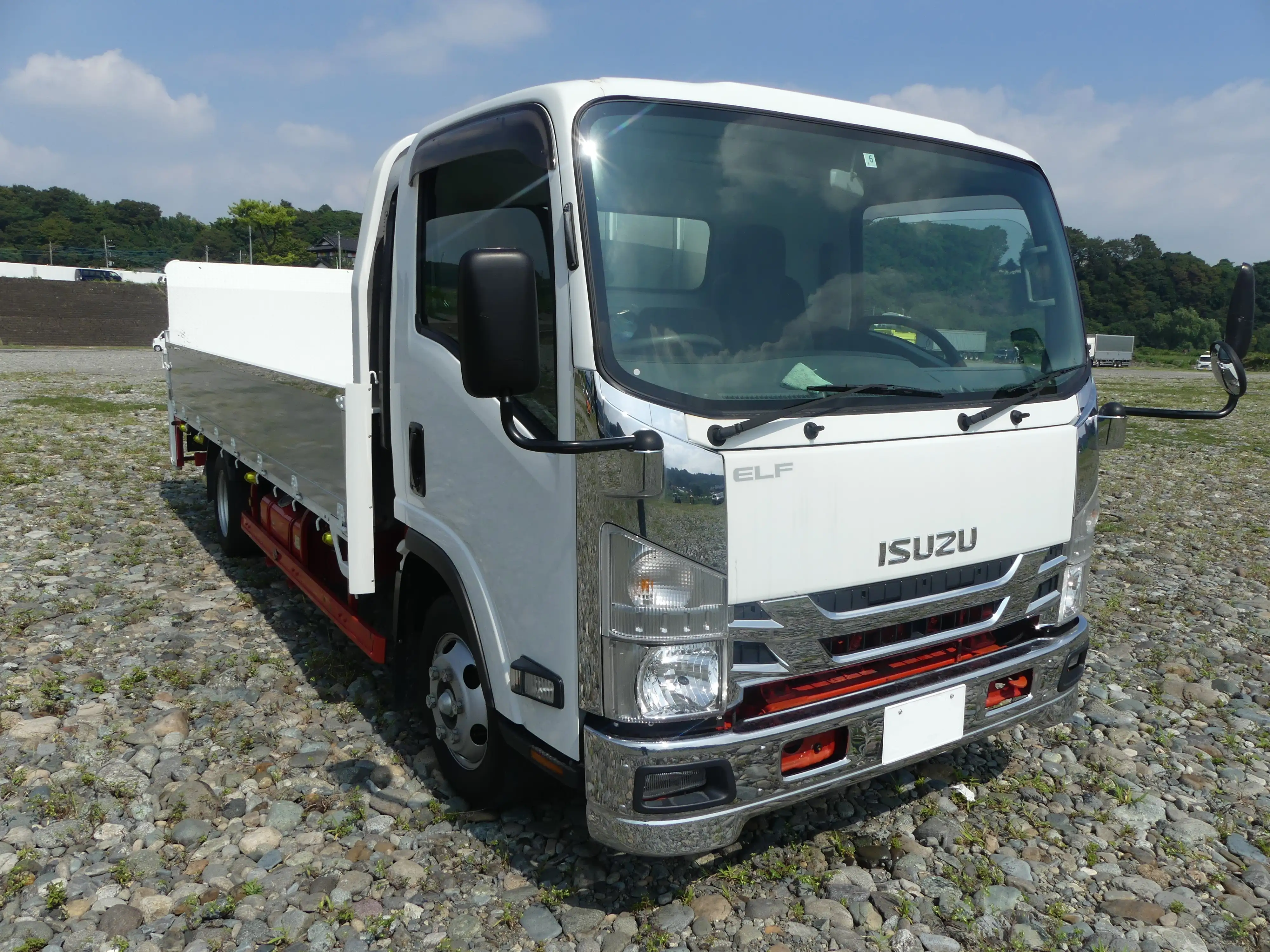 平成30年08月中古小型平ボディいすゞエルフの画像2