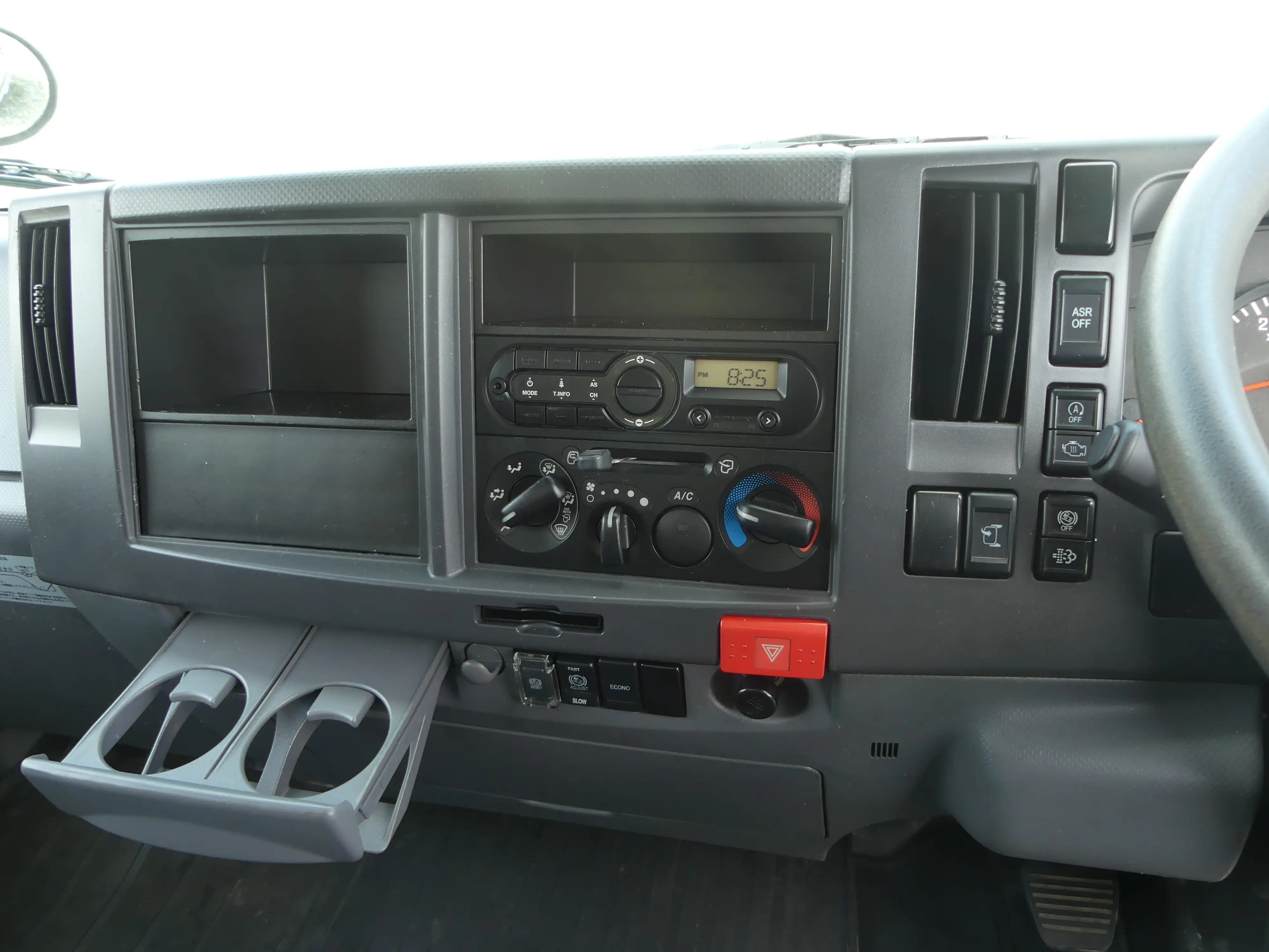 平成30年08月中古小型平ボディいすゞエルフの画像20