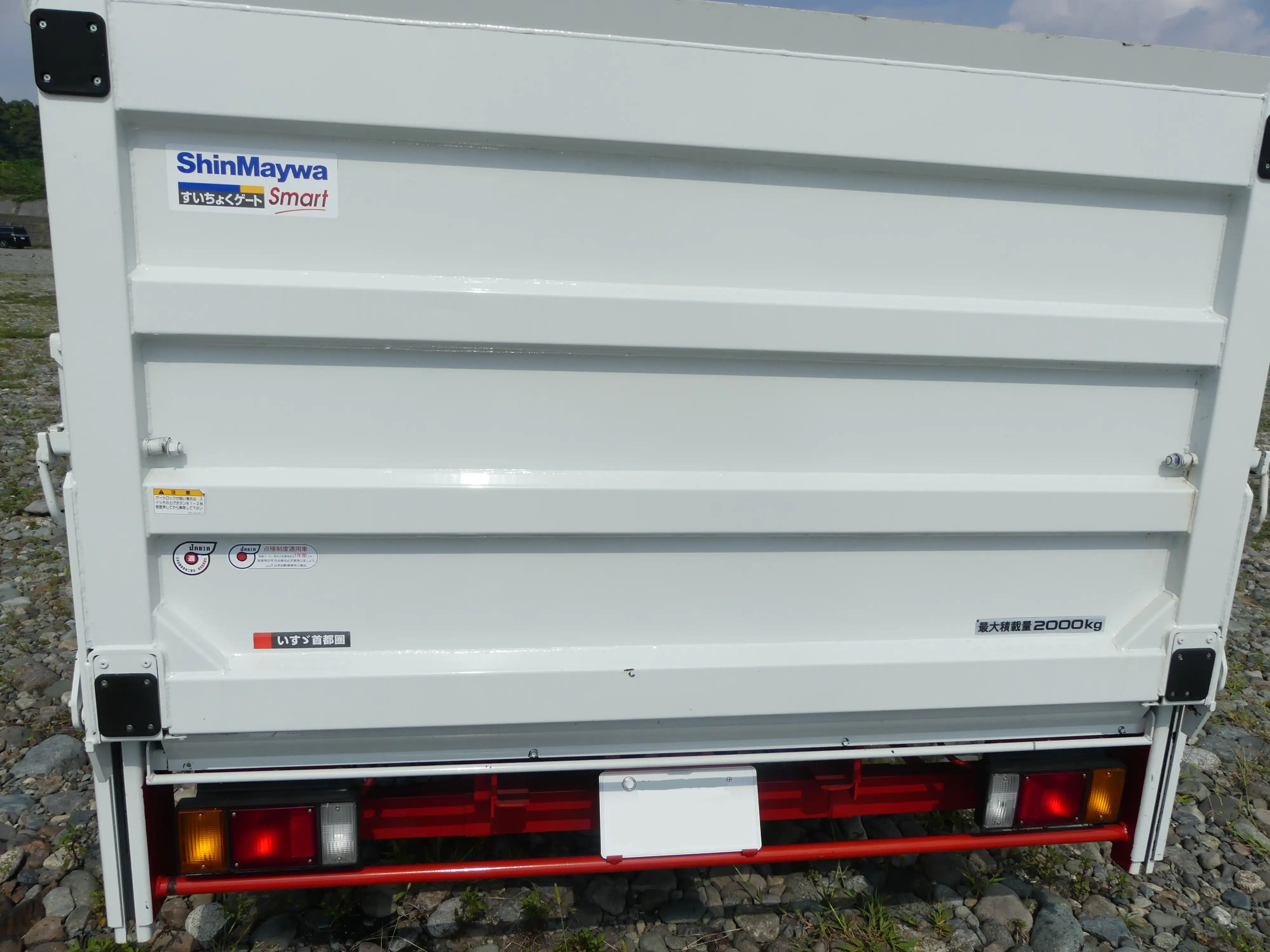 平成30年08月中古小型平ボディいすゞエルフの画像5