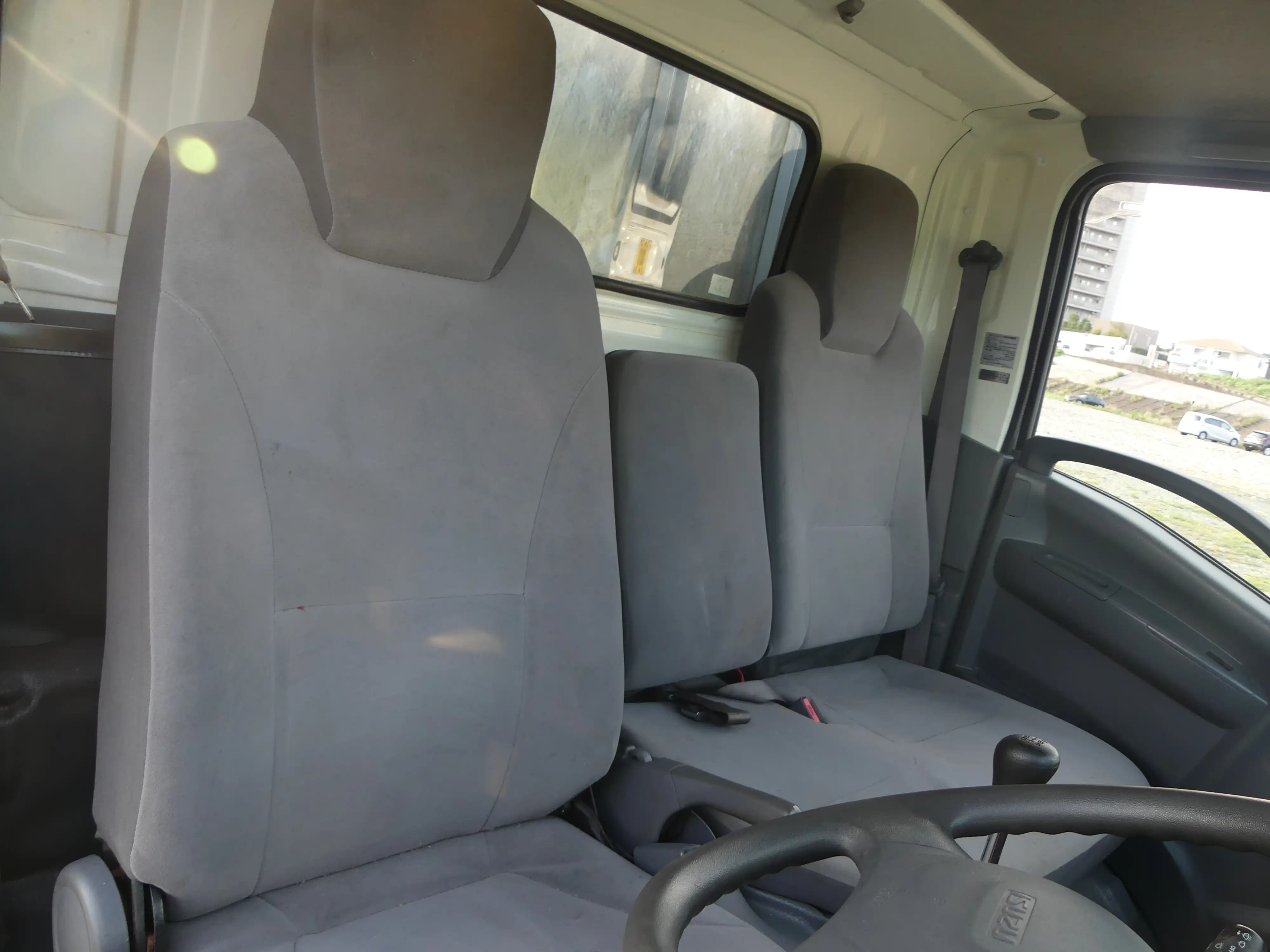 平成29年05月中古小型平ボディいすゞエルフの画像13