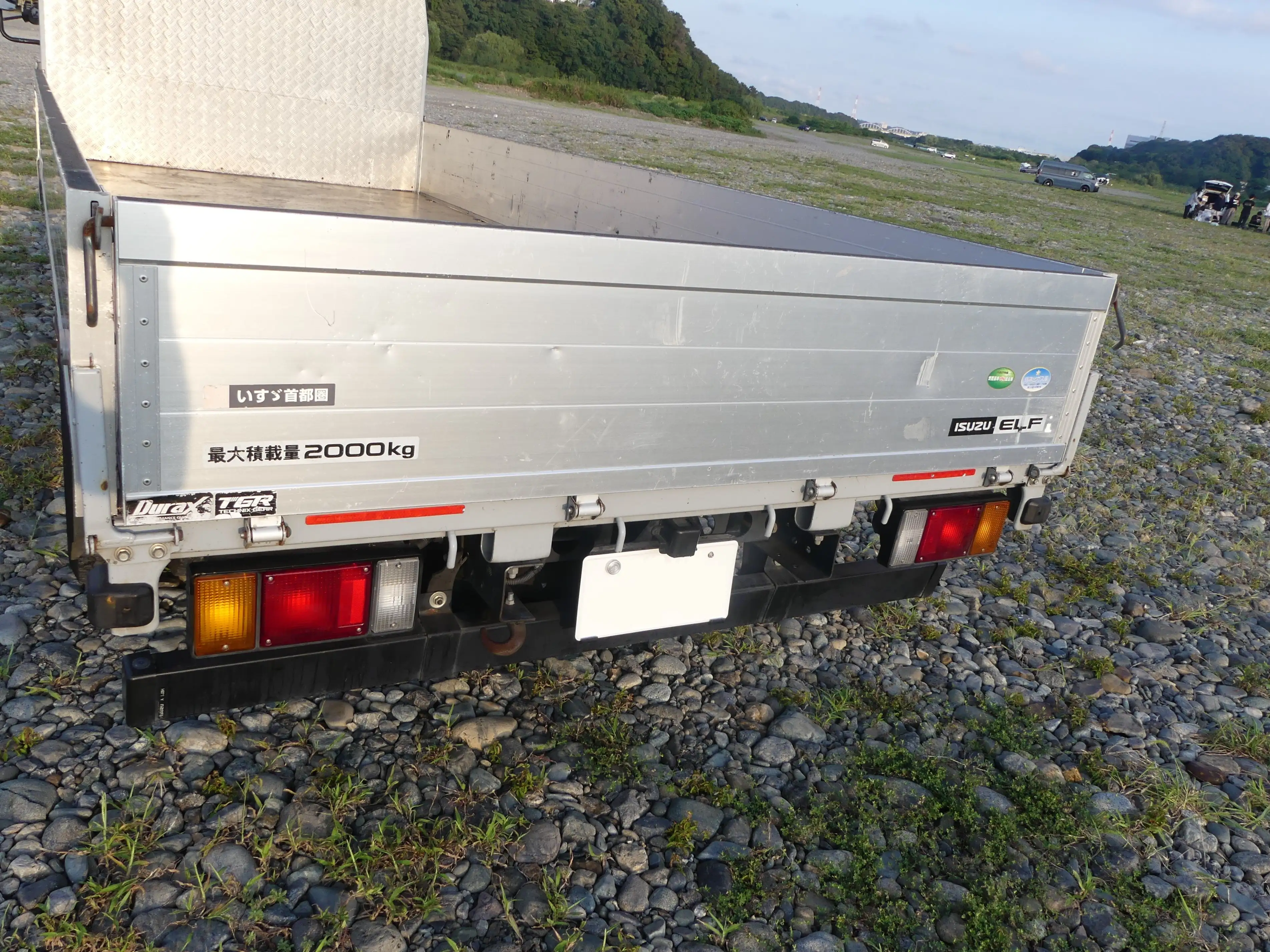 平成29年05月中古小型平ボディいすゞエルフの画像5