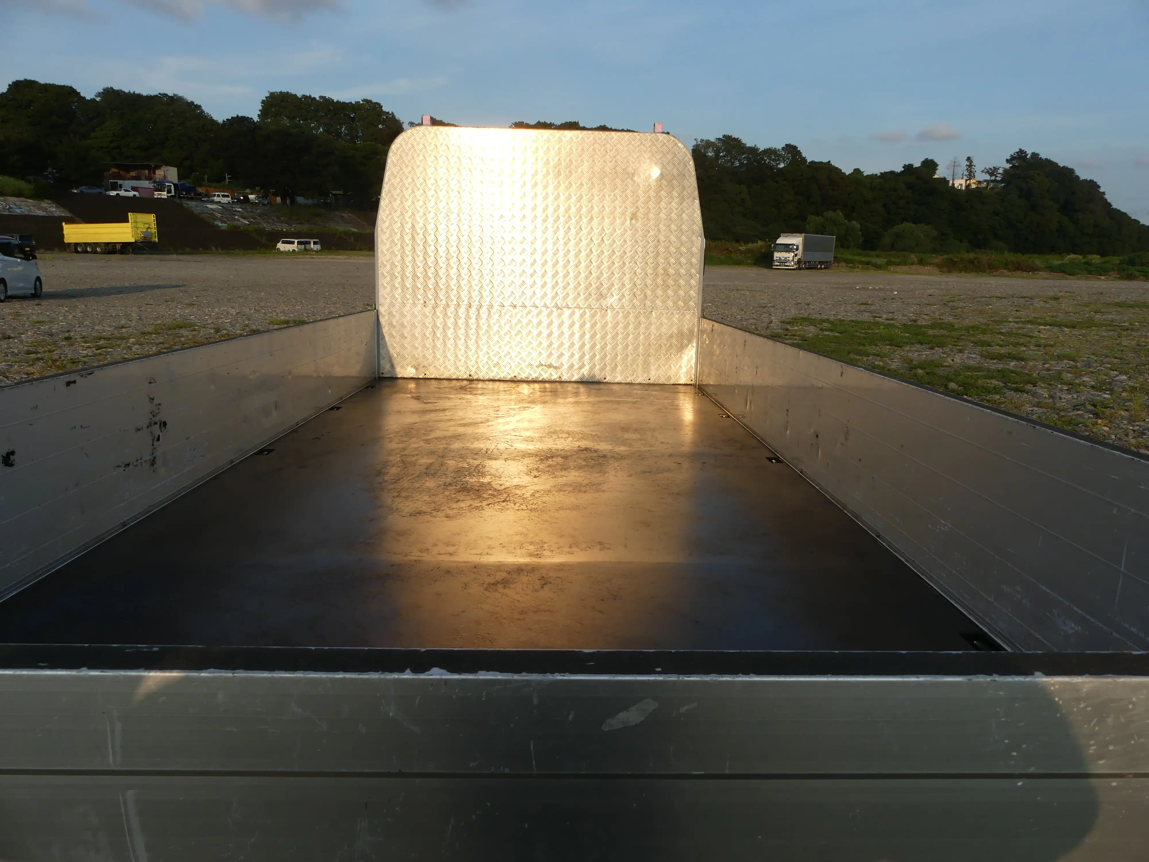 平成29年05月中古小型平ボディいすゞエルフの画像6