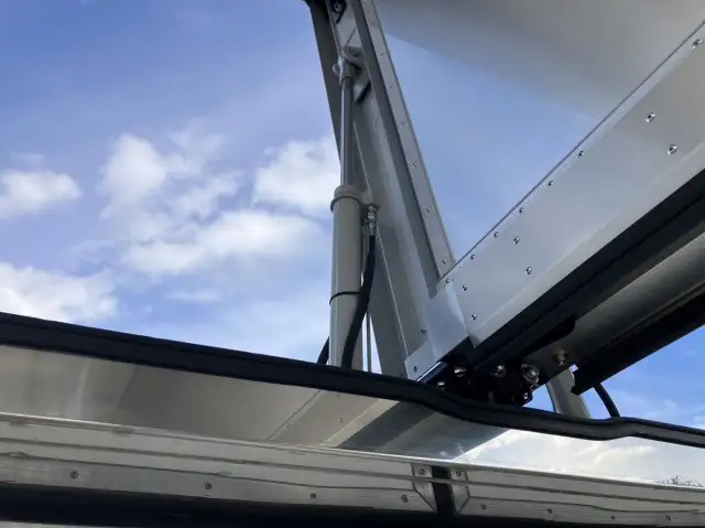 令和05年05月中古中型冷凍バン・ウィング日野レンジャーの画像15