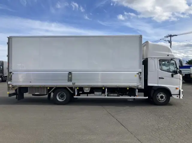 令和05年05月中古中型冷凍バン・ウィング日野レンジャーの画像4