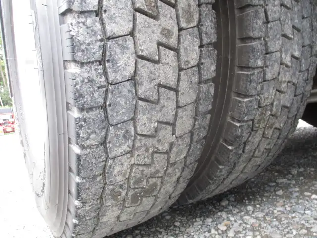 令和01年/平成31年08月中古大型トラクタヘッド日産UDクオンの画像14