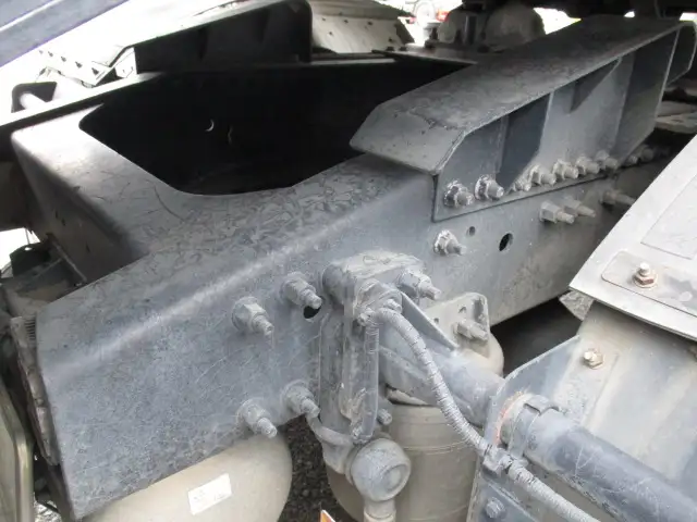 令和01年/平成31年08月中古大型トラクタヘッド日産UDクオンの画像20