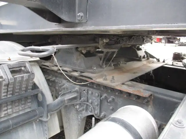 令和01年/平成31年08月中古大型トラクタヘッド日産UDクオンの画像22
