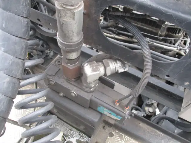 令和01年/平成31年08月中古大型トラクタヘッド日産UDクオンの画像29